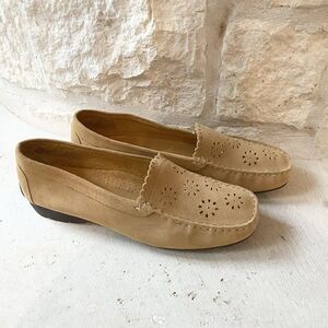 Andiamo Women's Tan Suede Leather Slip-on Legitimo Loafer Shoes SZ 10.5‎ W NWOB